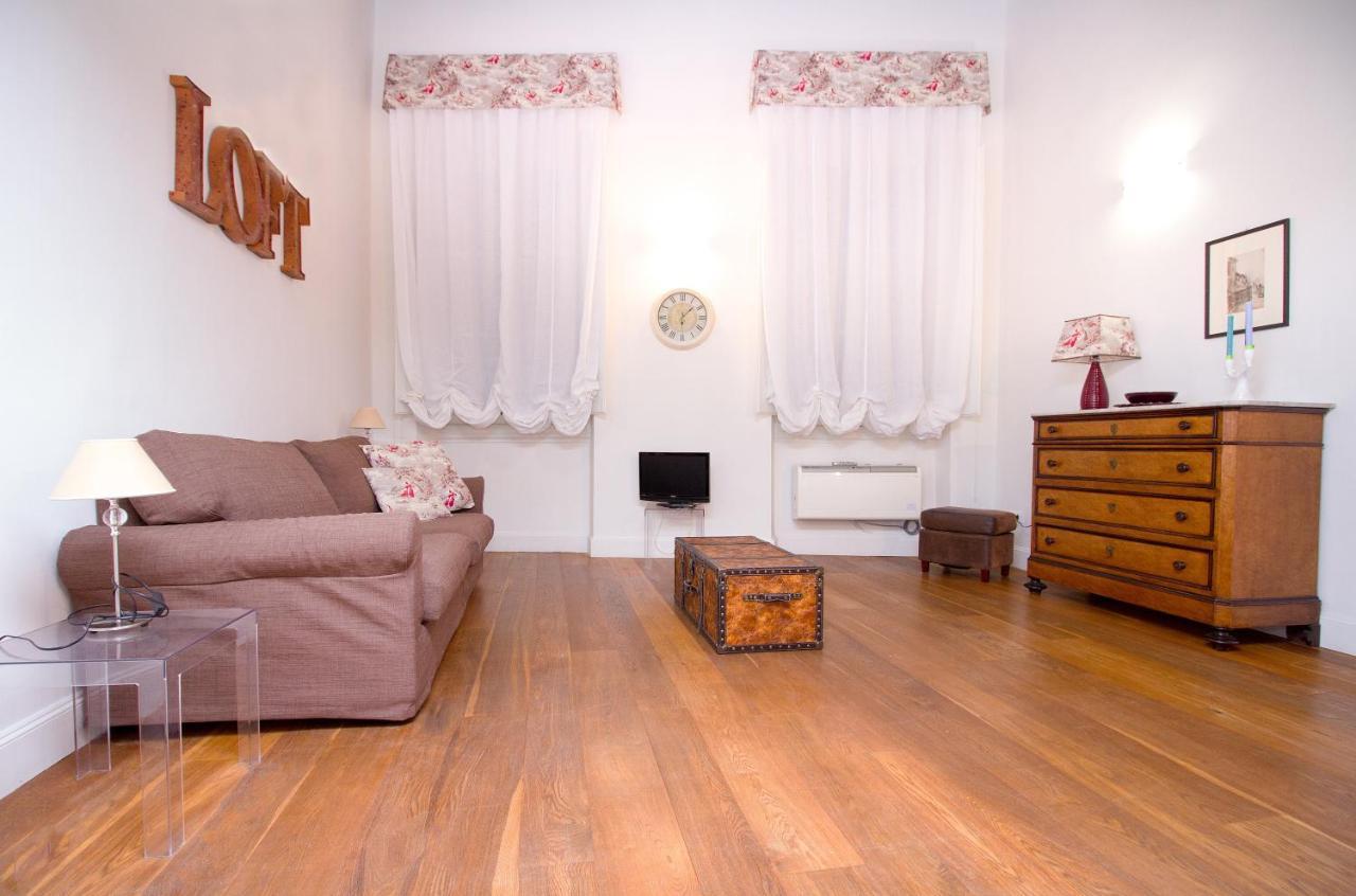Charming Santa Croce Loft Apartment Florence Exterior photo