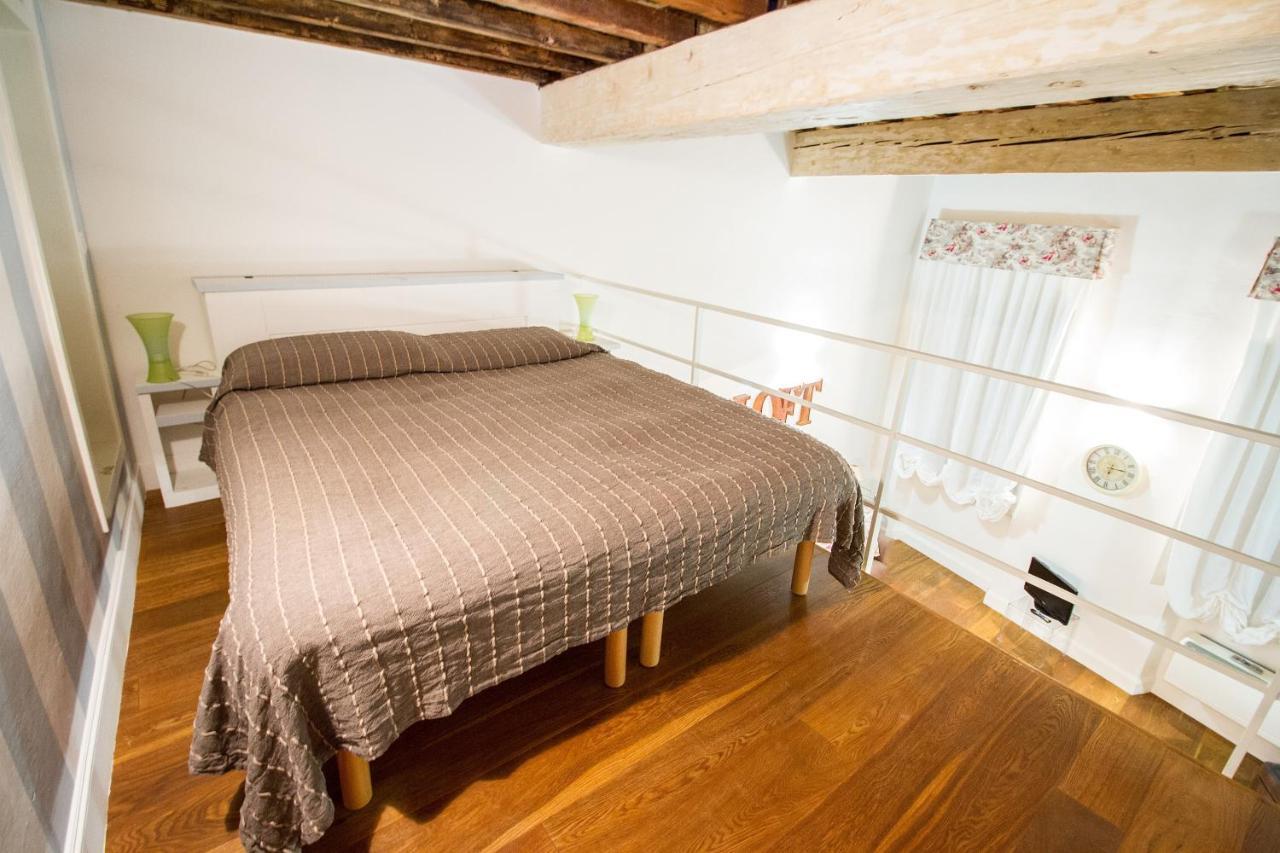 Charming Santa Croce Loft Apartment Florence Exterior photo